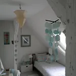 Inspektorenhaus Am Jagdschloss Mit Meerblick 아파트 Hohen Niendorf