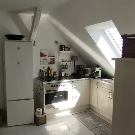 Apartment Inspektorenhaus Am Jagdschloss Mit Meerblick *
