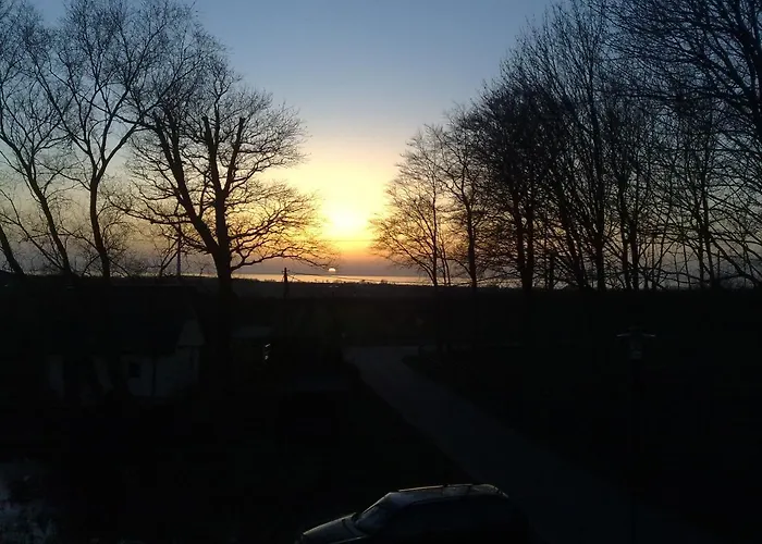 Inspektorenhaus Am Jagdschloss Mit Meerblick Apartment Hohen Niendorf