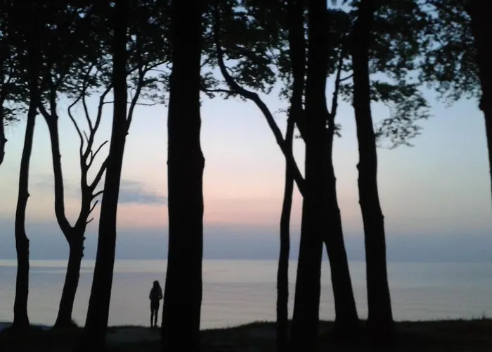 Inspektorenhaus Am Jagdschloss Mit Meerblick * Hohen Niendorf